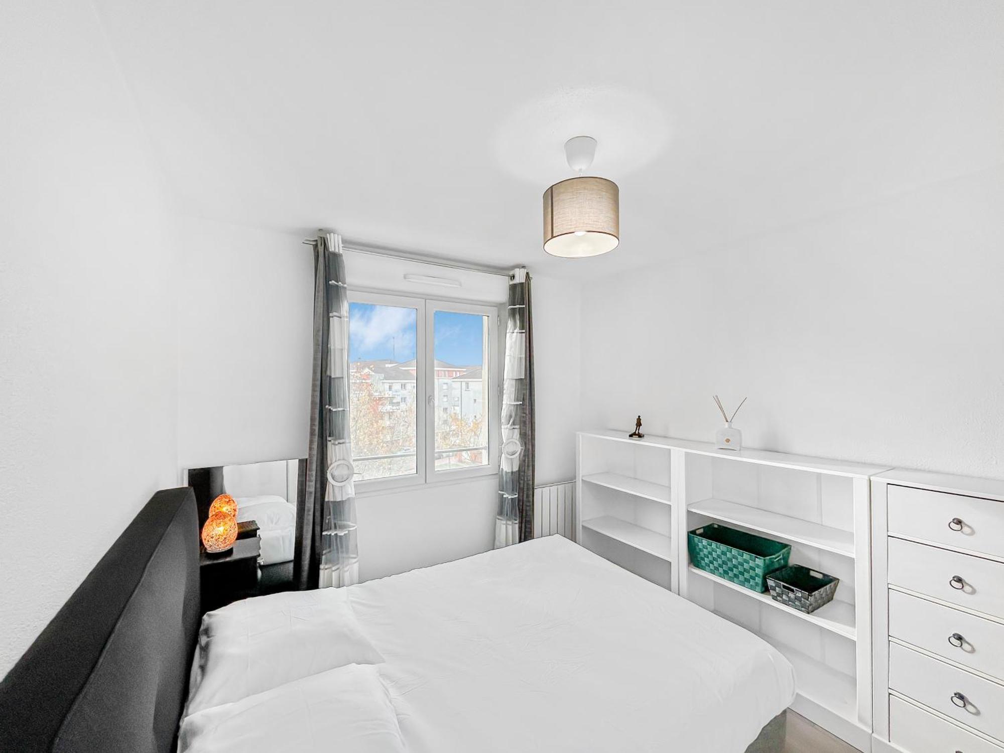 Apartament Escale Affaires Dugny-Bourget Zewnętrze zdjęcie